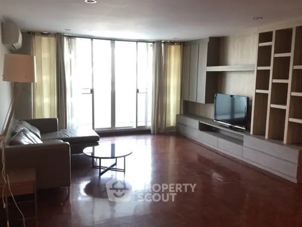 image_rental-9003137