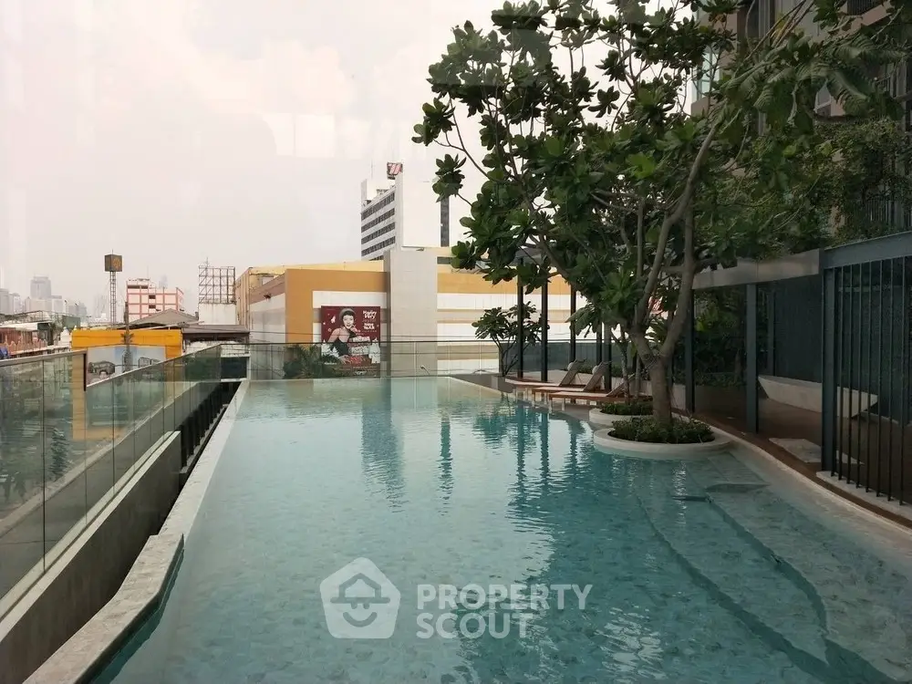  1 Bedroom Condo at Whizdom Station Ratchada Thapra-1