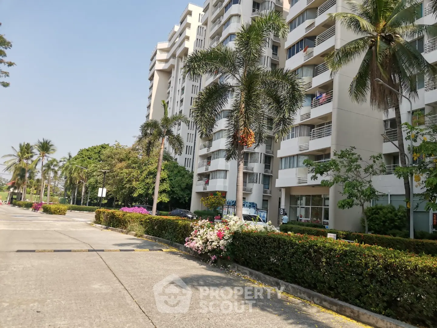 Nouvelle Condominuim