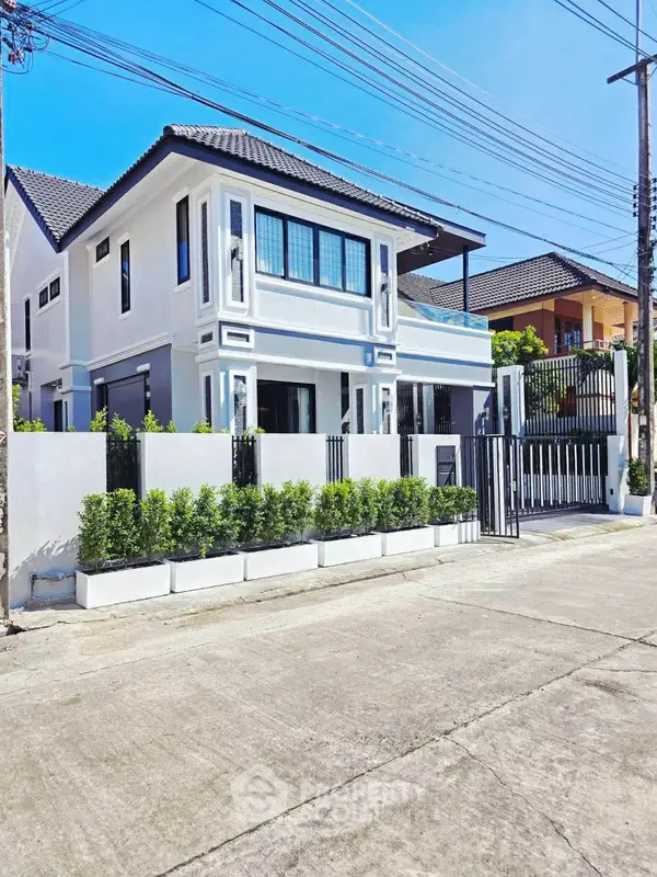 image_rental-30153778