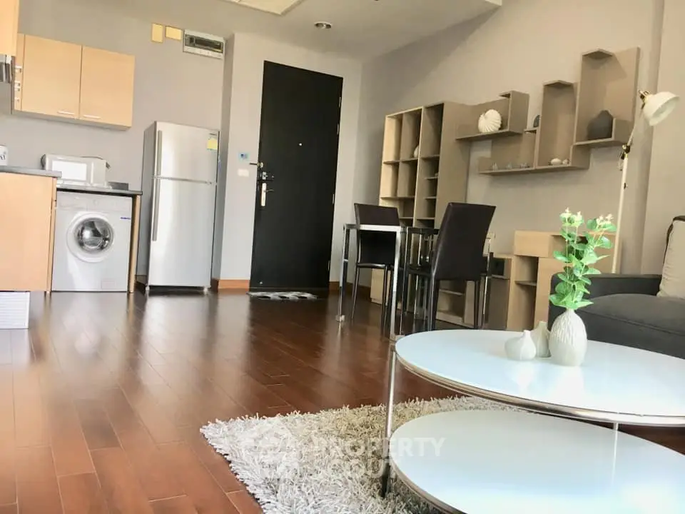 Fully Furnished 1 Bedroom Condo at The Address Chidlom-1