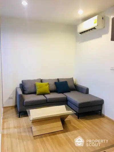  1 Bedroom Condo at The Base Rama 9 Ramkhamhaeng-4