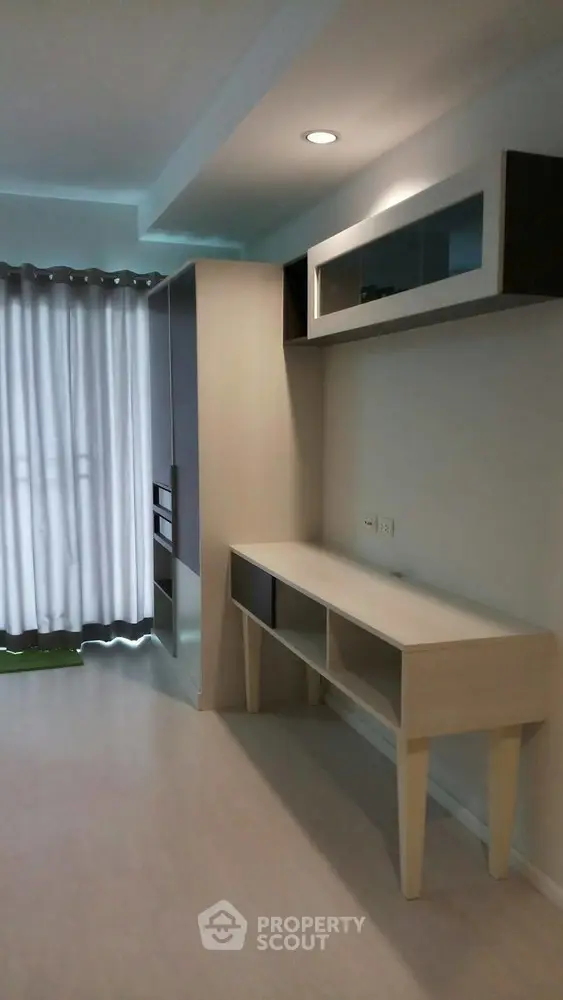  1 Bedroom Condo -1