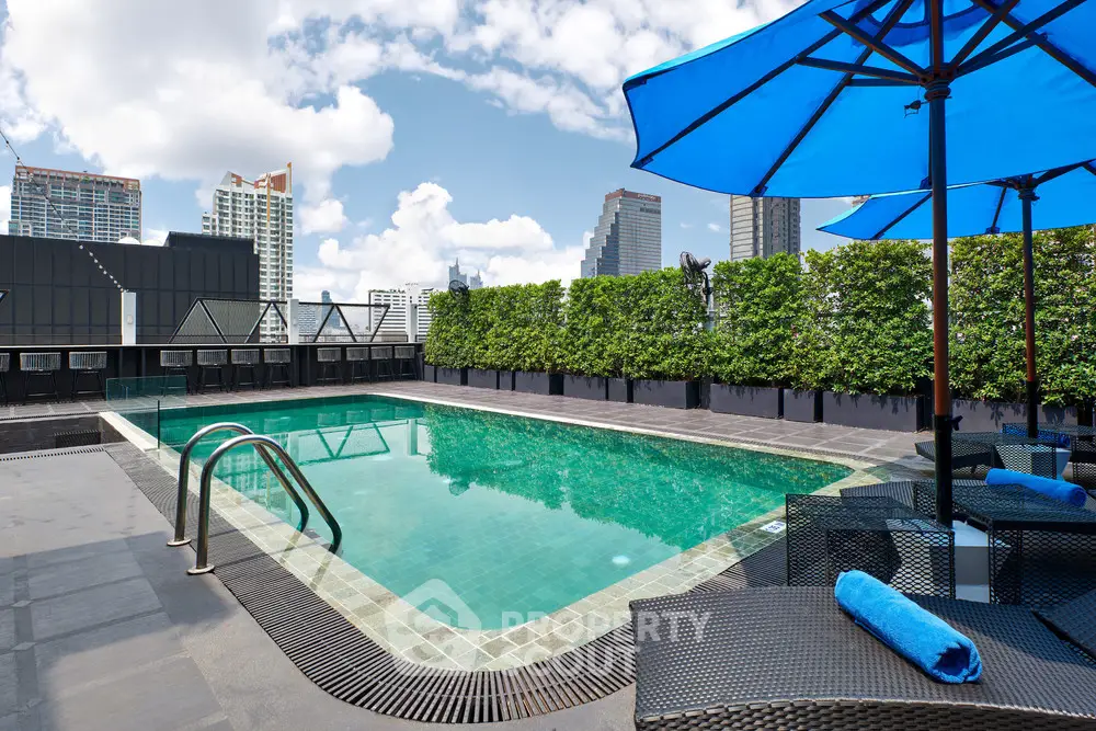  1 Bedroom Condo -1