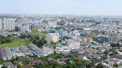  1 Bedroom Condo at Knightsbridge Prime Onnut-1