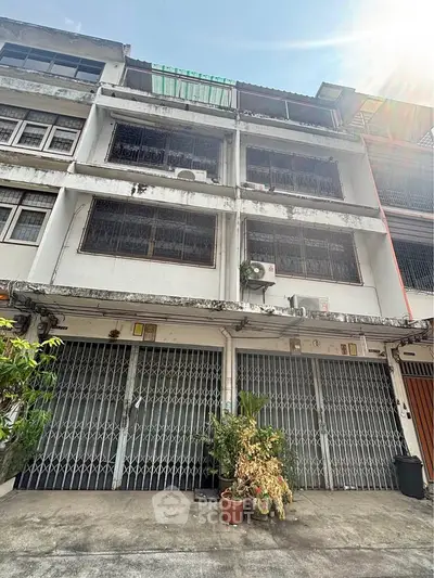 image_rental-28921880