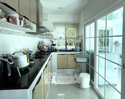 Screenshot 2025-12-12 190029.png