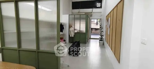 image_rental-29125943