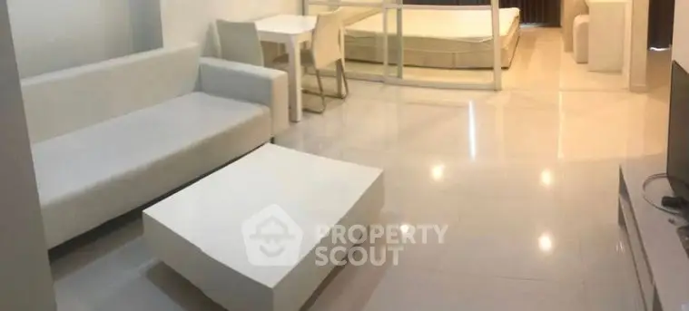 Fully Furnished 1 Bedroom Condo at Elements Srinakarin-2