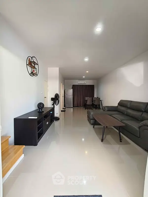 image_rental-28286071