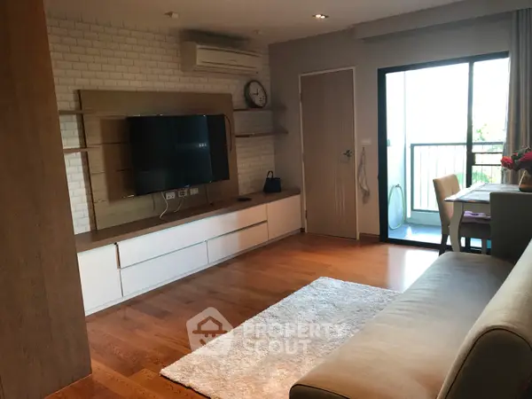 image_rental-5284248