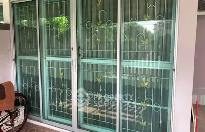 image_rental-9162801