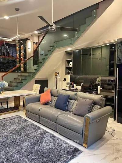 image_rental-34171206