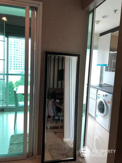  2 Bedrooms Condo at Life Ratchada-2