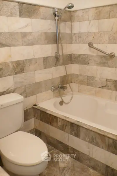  1 Bedroom Condo at Silom Suite Condominium-8