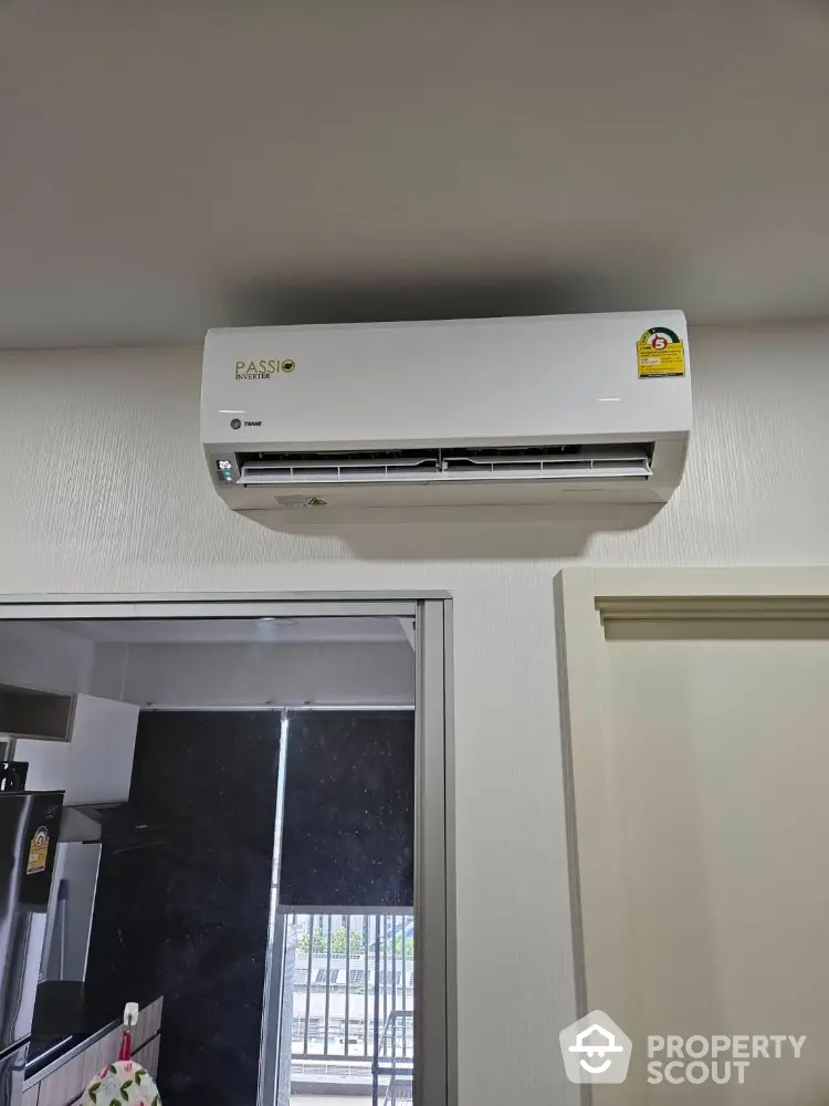 Modern apartment with energy-efficient air conditioning unit installed for optimal comfort.