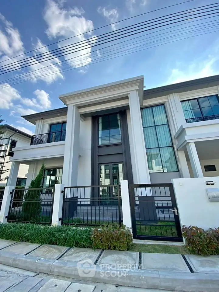 Modern luxury house exterior with sleek design and large windows, perfect for upscale living.