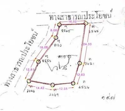 Detailed land plot map with measurements in Thai script