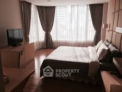  2 Bedrooms Condo -3