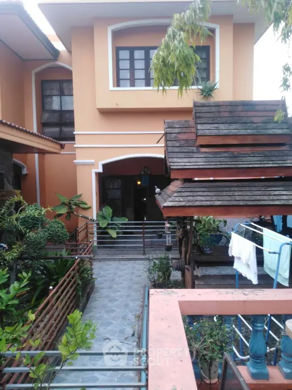 image_rental-6662152