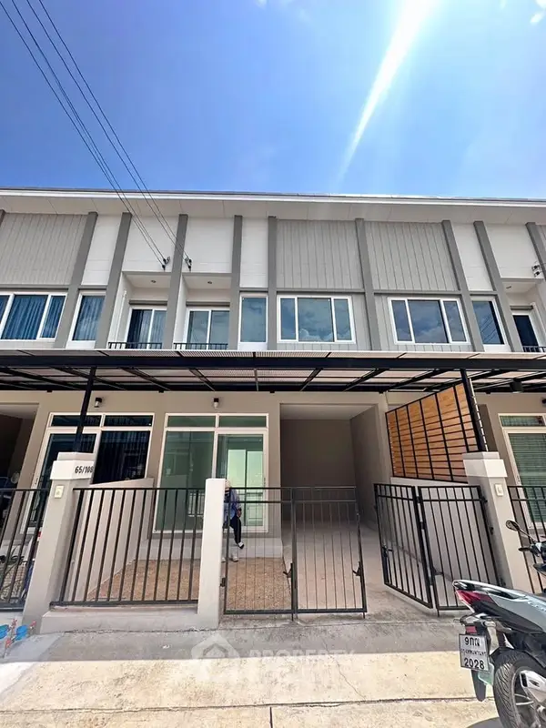 image_rental-24637524