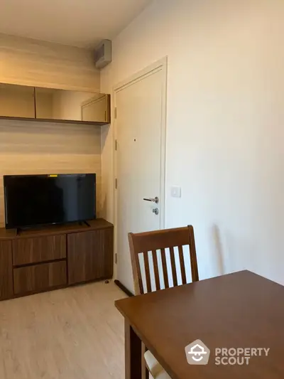  1 Bedroom Condo at Aspire Sathorn Thapa-8