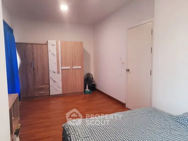 image_rental-27215887