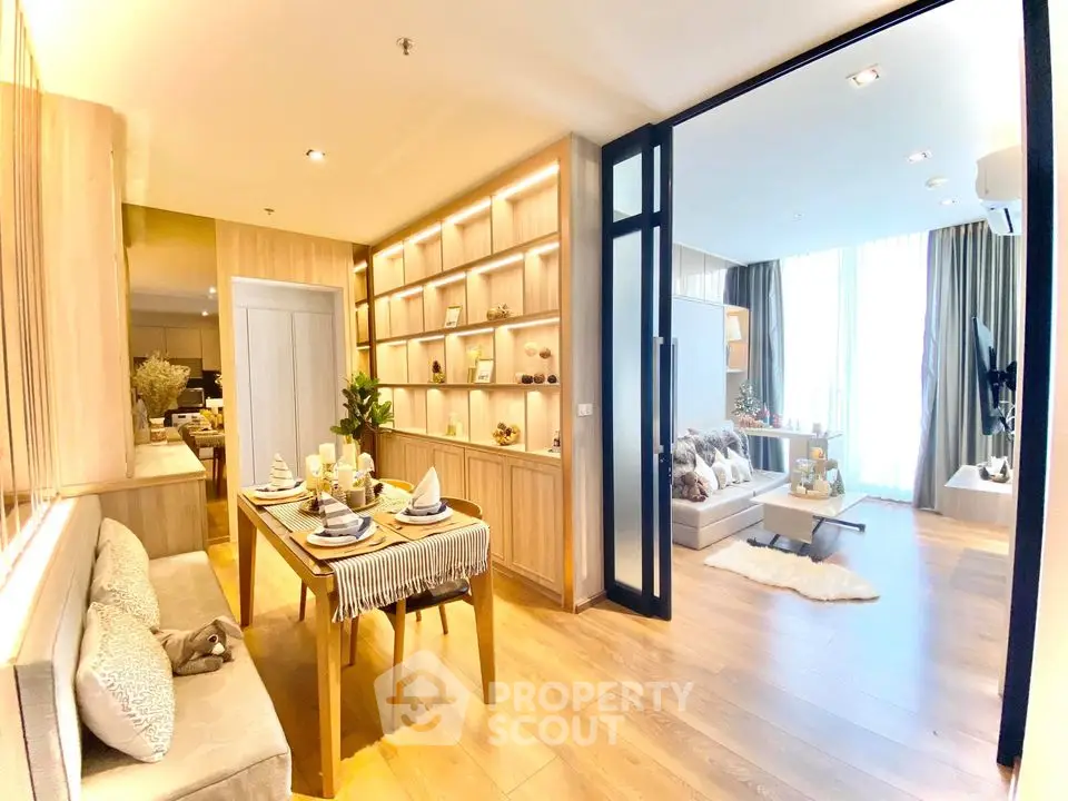  2 Bedrooms Condo at Park 24-1