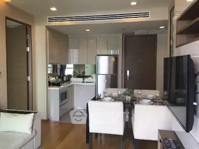 Fully Furnished 2 Bedrooms Condo at The Address Sathorn-12