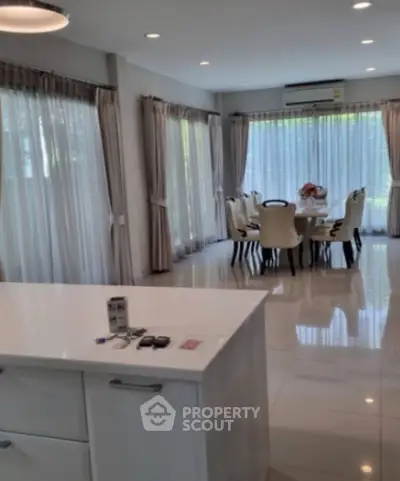 Screenshot 2568-12-24 at 22.02.26.jpg