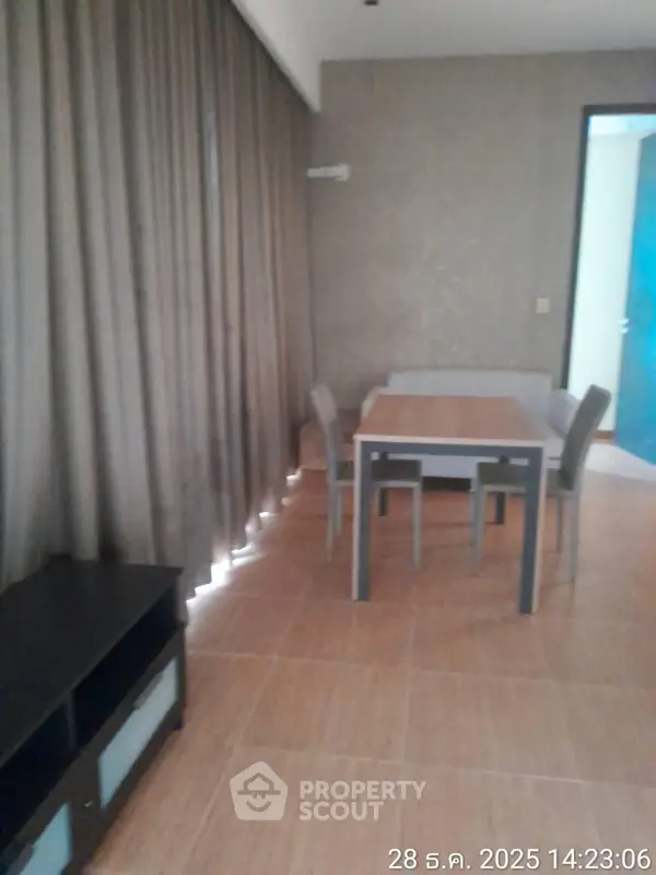 image_rental-28125181