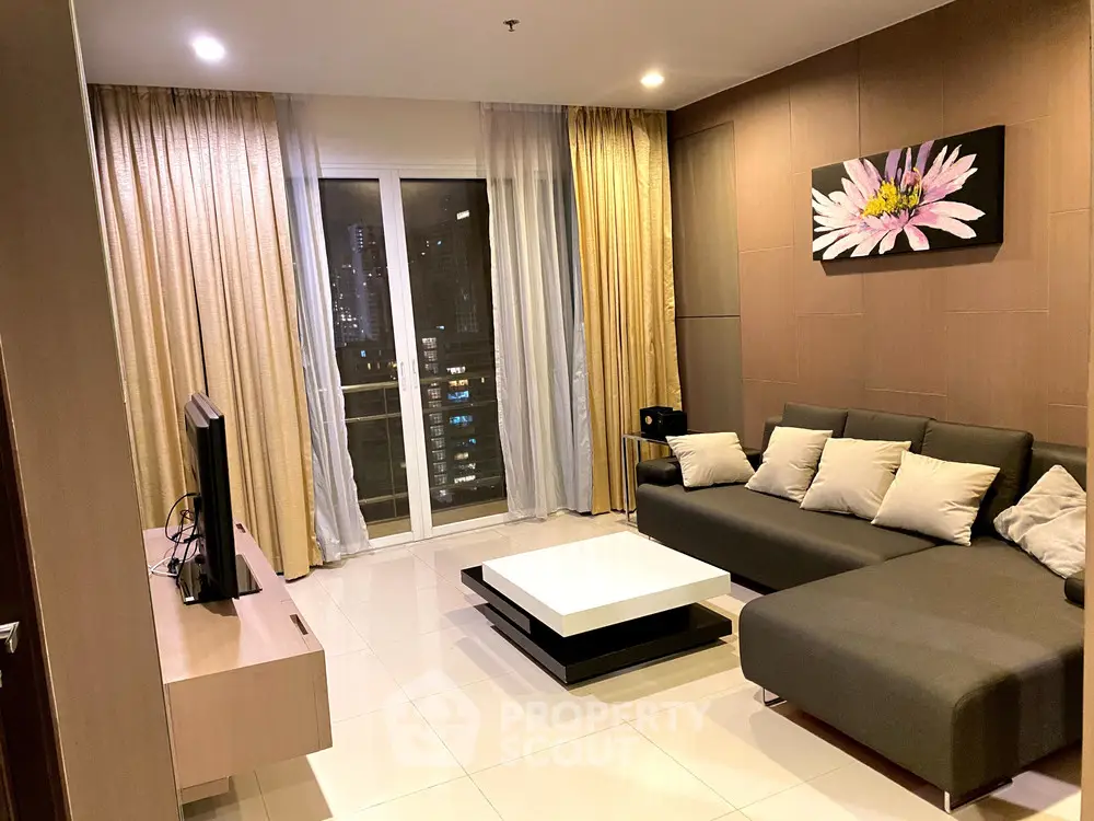  2 Bedrooms Condo -3