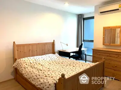 Fully Furnished 1 Bedroom Condo at Ideo Q Ratchathewi-3