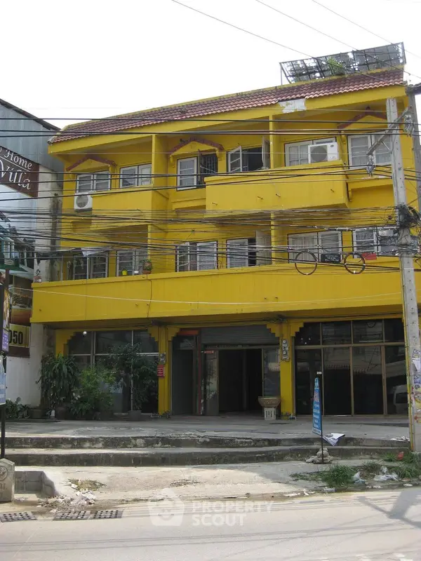 image_rental-30501191