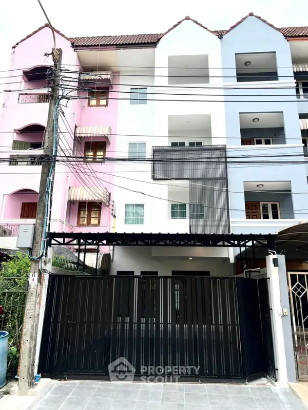 image_rental-12740715