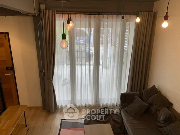 image_rental-8315831