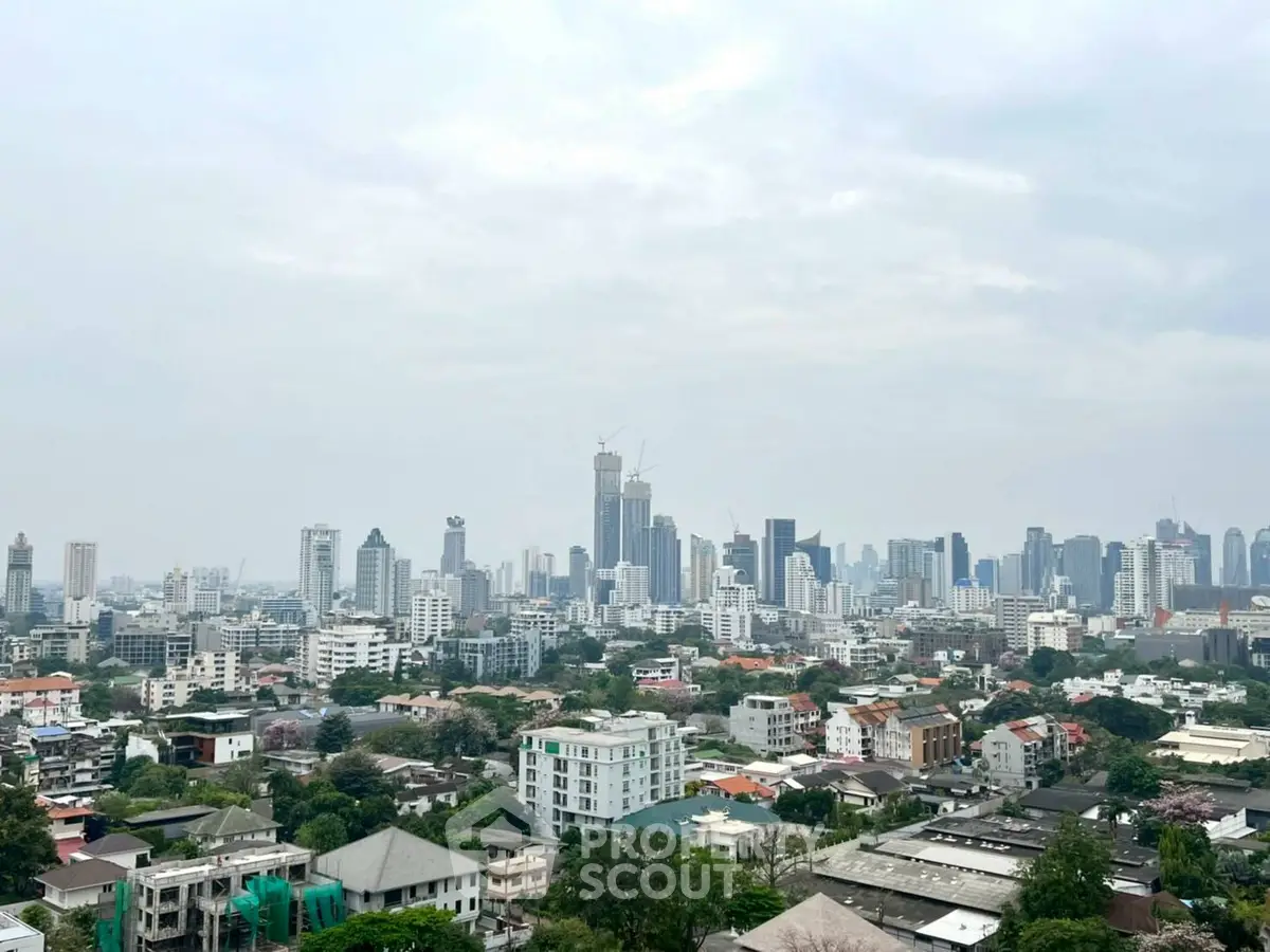 Stunning cityscape view showcasing a vibrant skyline with modern architecture and lush greenery.