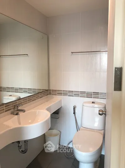 Modern bathroom with sleek design and contemporary fixtures
