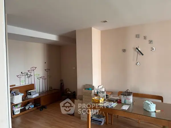 image_rental-28268196