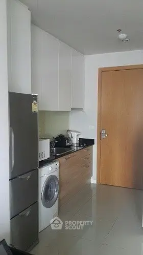  1 Bedroom Condo at Circle Condominium-1