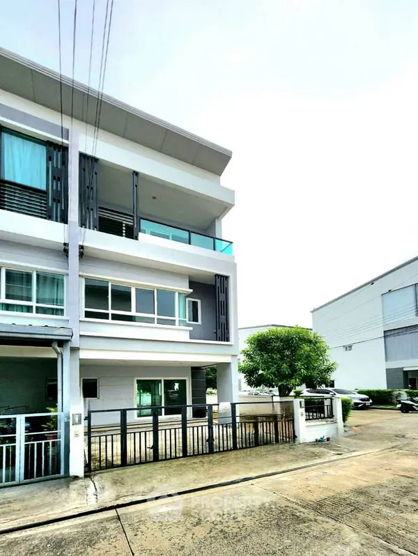 image_rental-27652468