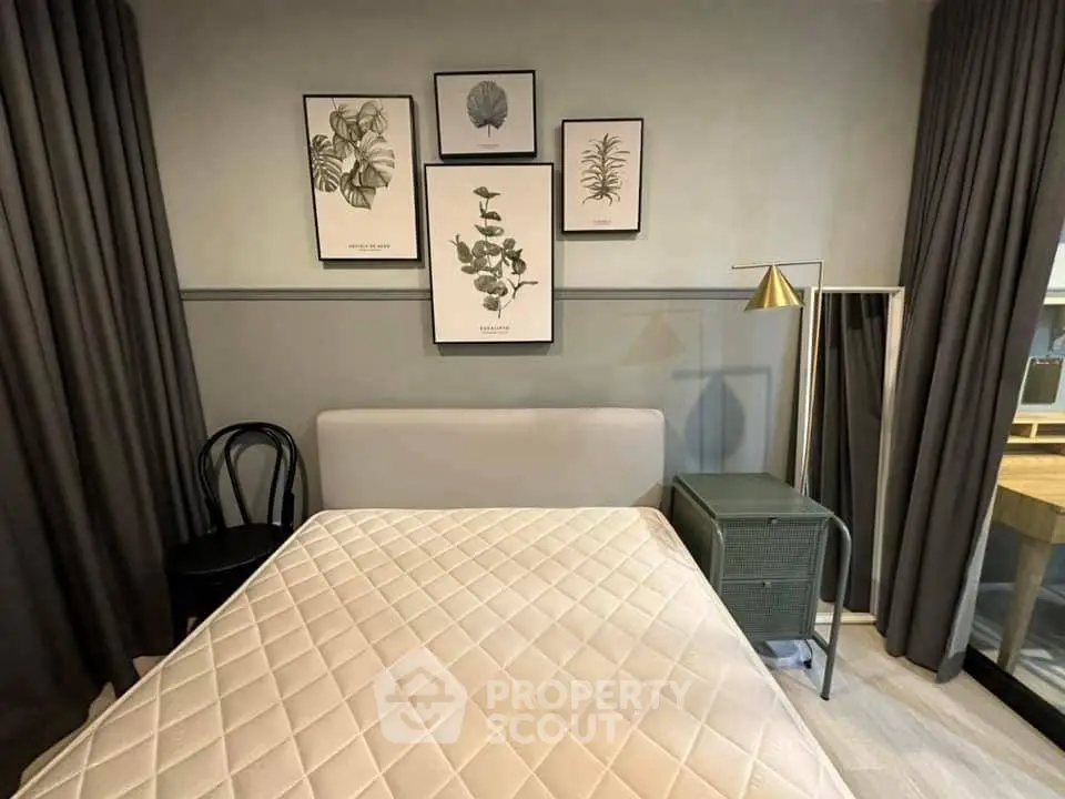 Stylish bedroom with modern decor and cozy ambiance, perfect for relaxation.