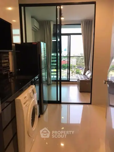 Fully Furnished 1 Bedroom Condo at Bangkok Horizon Sathorn-5