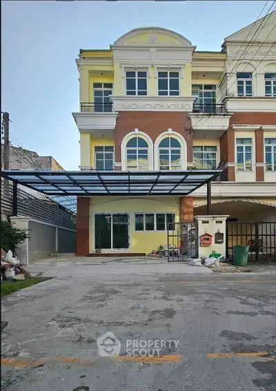 image_rental-21994617