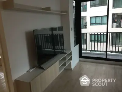  2 Bedrooms Condo at Wynn Condo Ladprao Chockchai 4-2