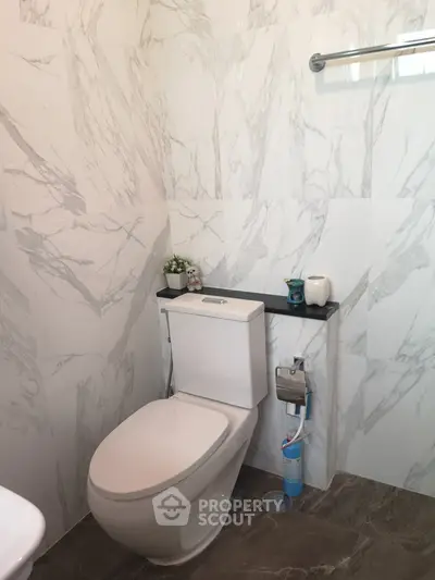  2 Bedrooms Condo at Le Rich Aree Station-11