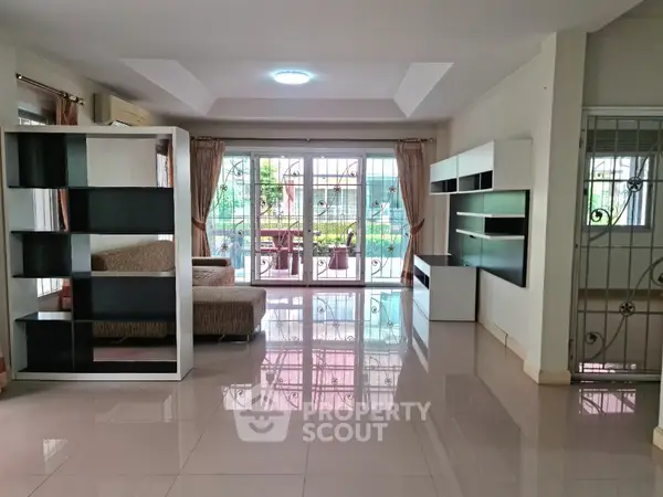 image_rental-14037304