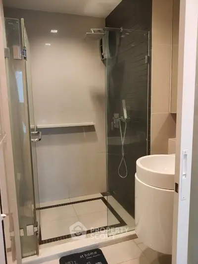  1 Bedroom Condo at Rhythm Sathorn-5