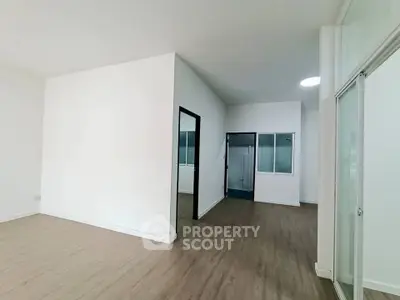 image_rental-28456299