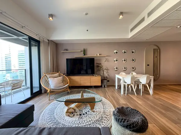 image_rental-31370745